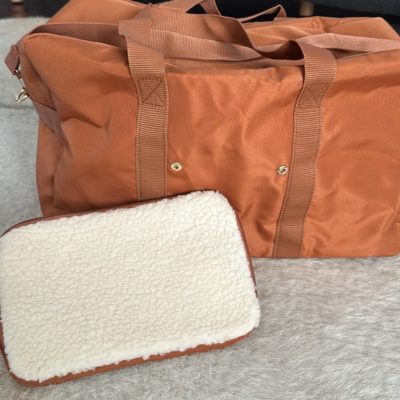 Weekender Bag - Picture 5 of 5